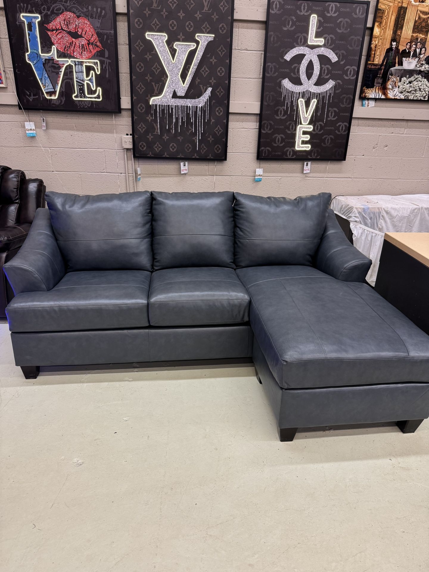 Beautiful Top Grain, Leather Sofa/Chaise 