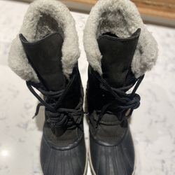 BOOTS FOR SNOW SOREl 8/9