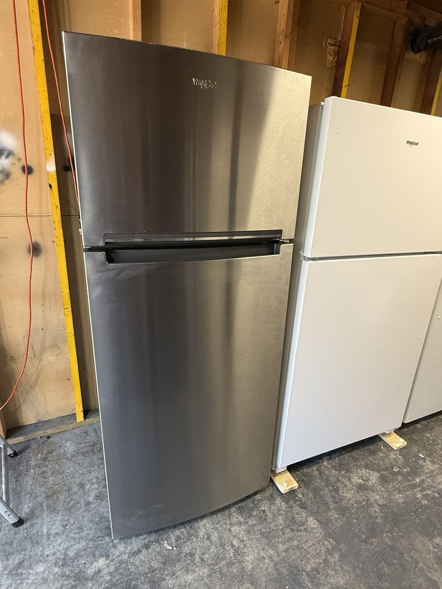 Refrigerator Apartment size