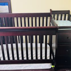 Graco Crib w/Changing Table and Drawers