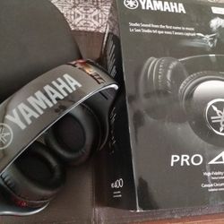 Yamaha PRO 400 (Like New)