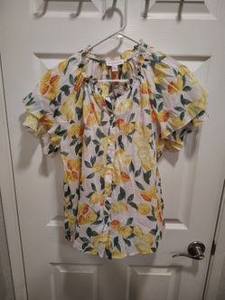 Luxology XL Lemon Print Ruffle Sleeve Button-Down Blouse