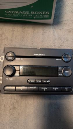 2005 Mustang stereo
