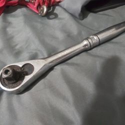 $30 OBO MATCO BRAND SILVER EAGLE 1/2IN DRIVE RATCHET