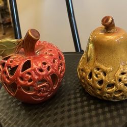 Apple and Pear Decoration