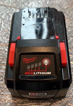 2 brand new Milwaukee XC 6.0 batteries