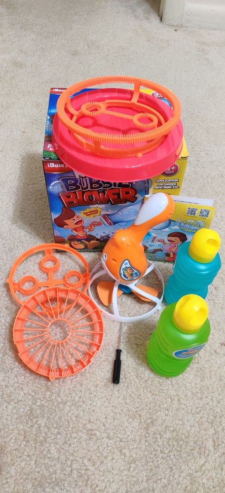 Bubble Machine Gun with 3 Bubble Wands - Dip & Press Bubble Fan Blower 1000+ Bubbles Per Min