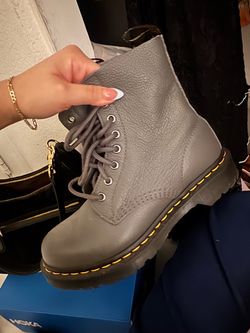 Doc martens Grey