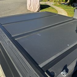 Bakflip Tonneau Cover
