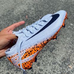 Nike Mercurial Size 2.5 BRAND NEW