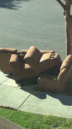 Couches recliner