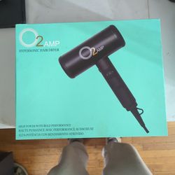 O2 Amp Hypersonic Hair Dryer