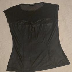 Women's Size M Top By bebe
