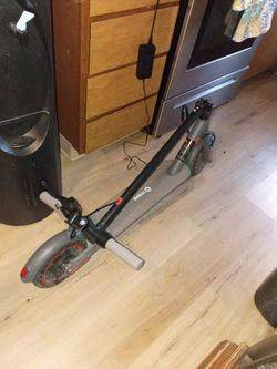 Electric scooter