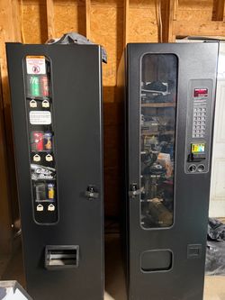 Combo vending machine