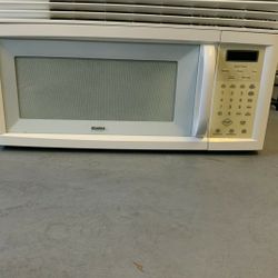 Kenmore Above Range Wall Microwave 