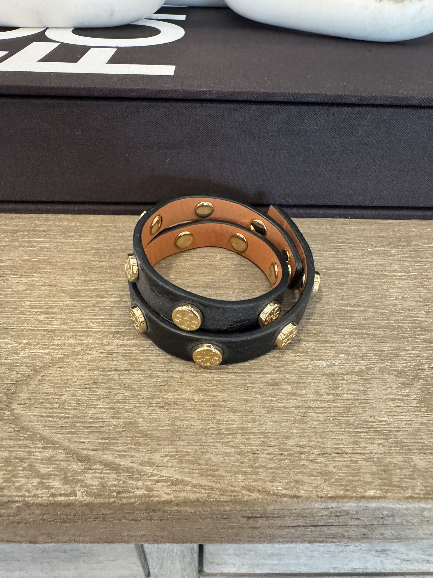 Tory Burch Black Leather Bracelet With Miller Logo