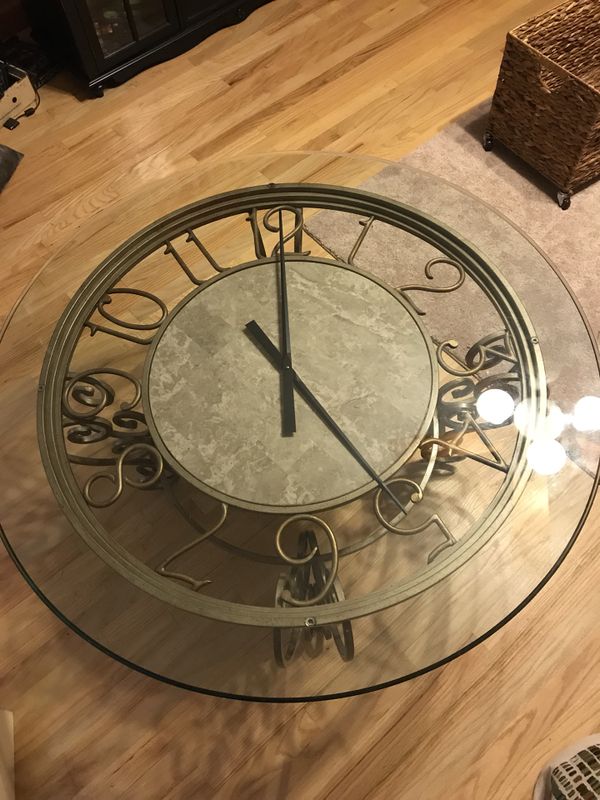 Howard Miller Coffee Table Clock For In East Moriches Ny Offerup