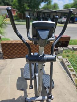 Pro form smart strider elliptical