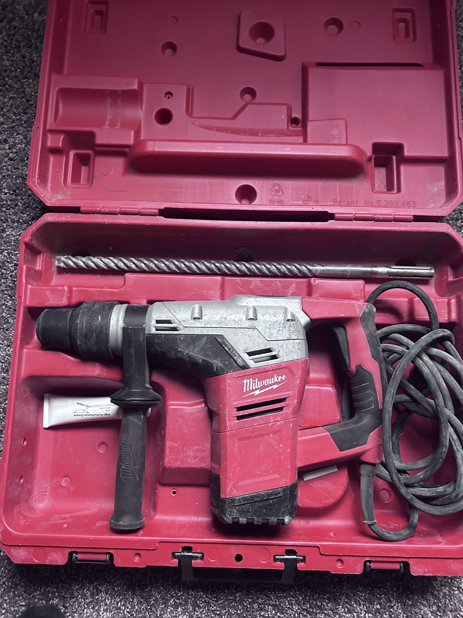 Milwaukee 1 9/16 Sds Max Rotary Hammer Drill 
