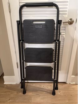 Step ladder folding step stool