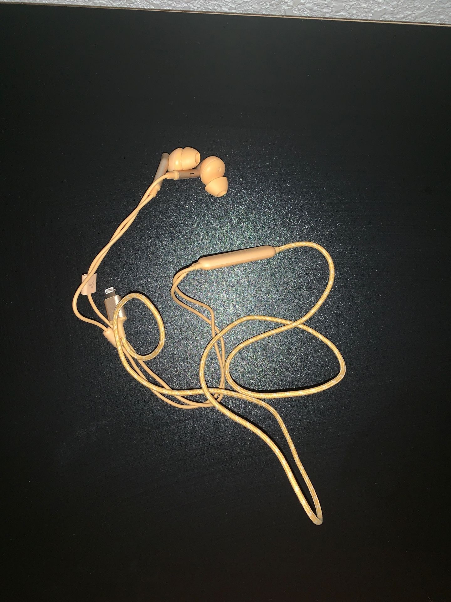 LIBRATONE earbuds