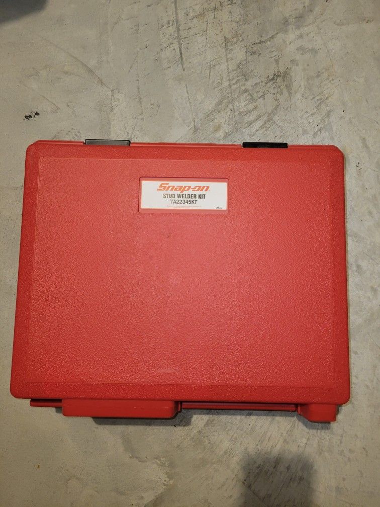 Snap-On (BRAND NEW) Stud Gun Dent Puller Kit