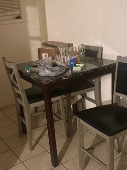 Foux marble table and 4 chairs