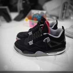Air Jordan 4 Retro OG 'Bred' 2019