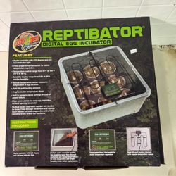 Zoo Med Reptibator