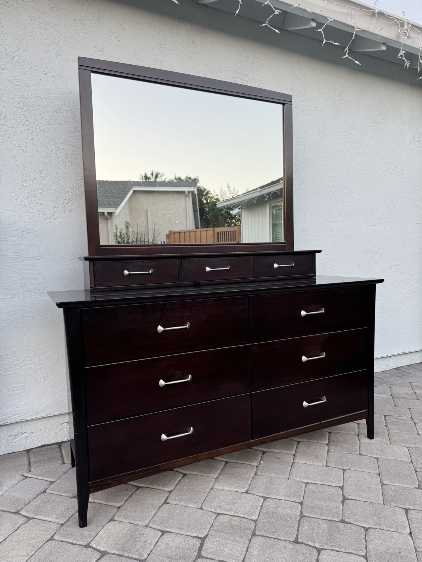 Solid Wood Dresser With Mirror