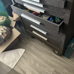 Tool Box  Length 27/high 26/width18