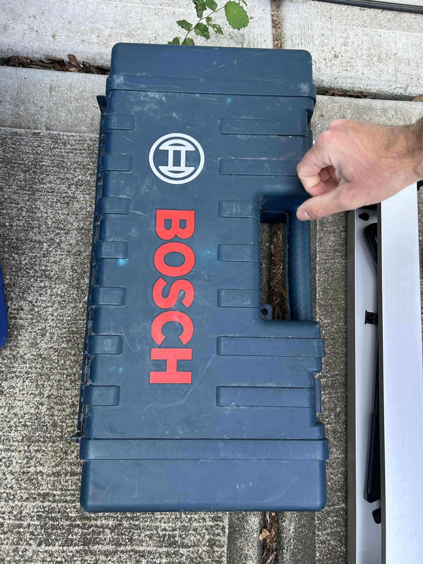 Bosch Bulldog With Attachments