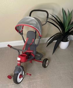 Radio Flyer Tricycle w/ UV Blocking Canopy