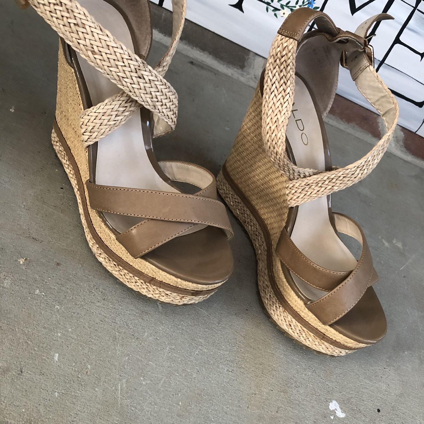 Aldo Wedge Shoes Size 8.5