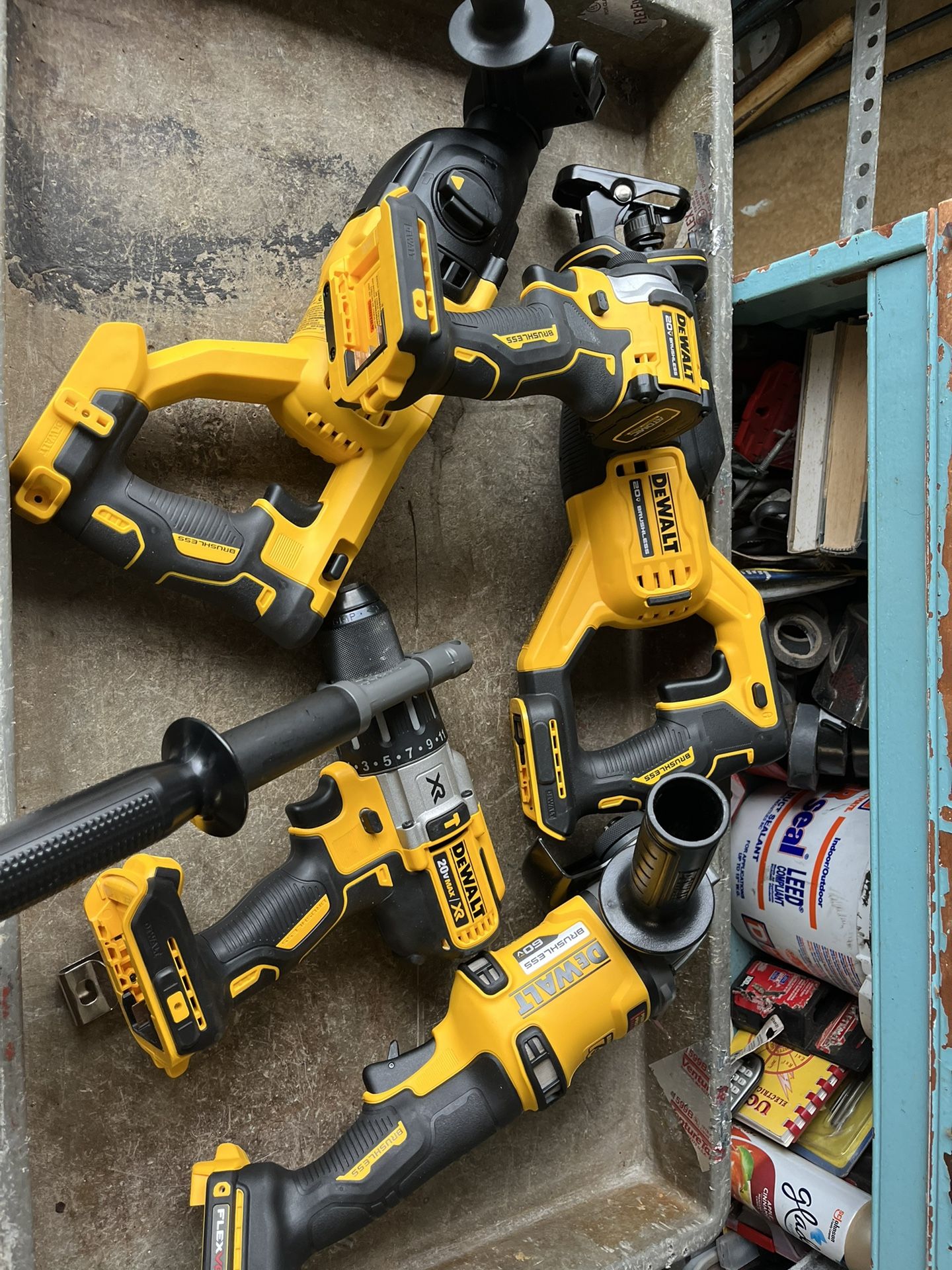 Assorted DeWalt, 20 V tools Different Prices