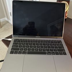 Apple MacBook Pro - Like new