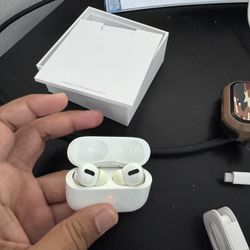 AirPods Pro