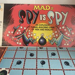 Mad’s Spy Vs. Spy Board Game Milton Bradley Vintage 1986 Excellent Condition