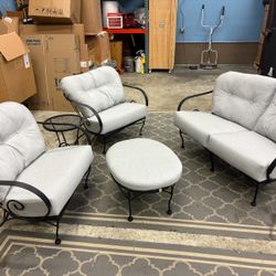 5 Piece Patio Table & Chairs