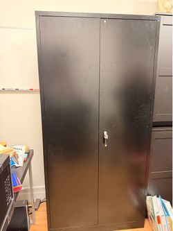 Heavy Duty Locking Steel Storage Cabinet