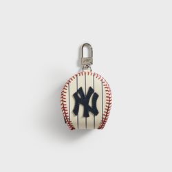 Kith for the New York Yankees Leather Baseball Pouch Sandrift