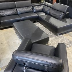 Sectional With Ottoman And Chair 