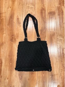 Knitted tote bag