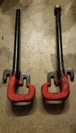 Jeep Cherokee trailhawk front tow hooks