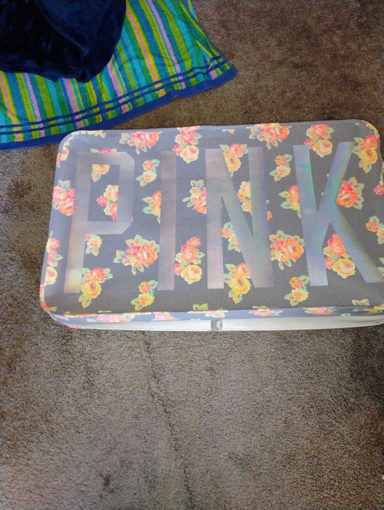 2 Fabric Collapsible Storage Bin 30 X 18. 7" H. Picture Only Cash $20 Each