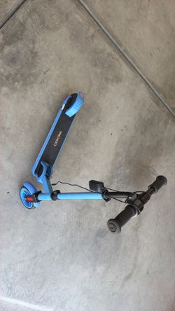 Caroma E35 Electric Scooter