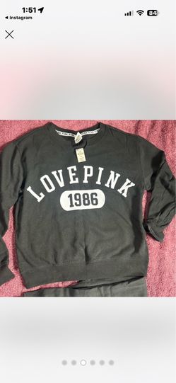 sweatshirt and sweatpants set brand new Vs pink sweatshirt and sweatpants set
