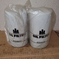 (2) Engine Oil Filters International 675616C91 , Donaldson P555616