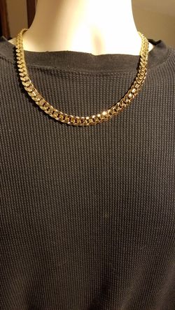 14k gold filled cuban chain with 14k stamp.